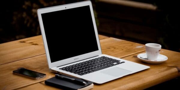 Photo 1 Computer screen 2 Facebook ads 3 Analytics 4 Target audience 5 Budget 6 Marketing strategy 7 Social media 8 Advertisements 9 Campaign performance 10 ROI (Return on Investment)